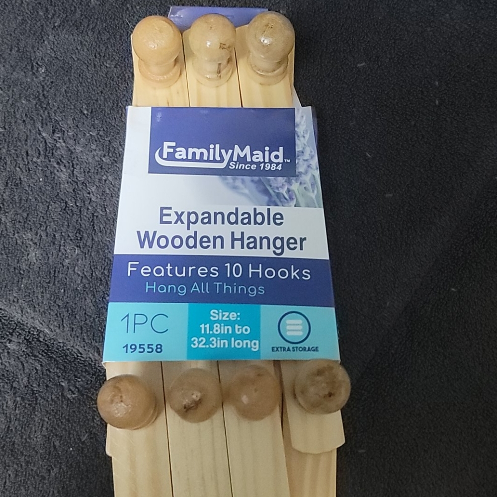 Accordion Style Expandable Hanger 10 knobs